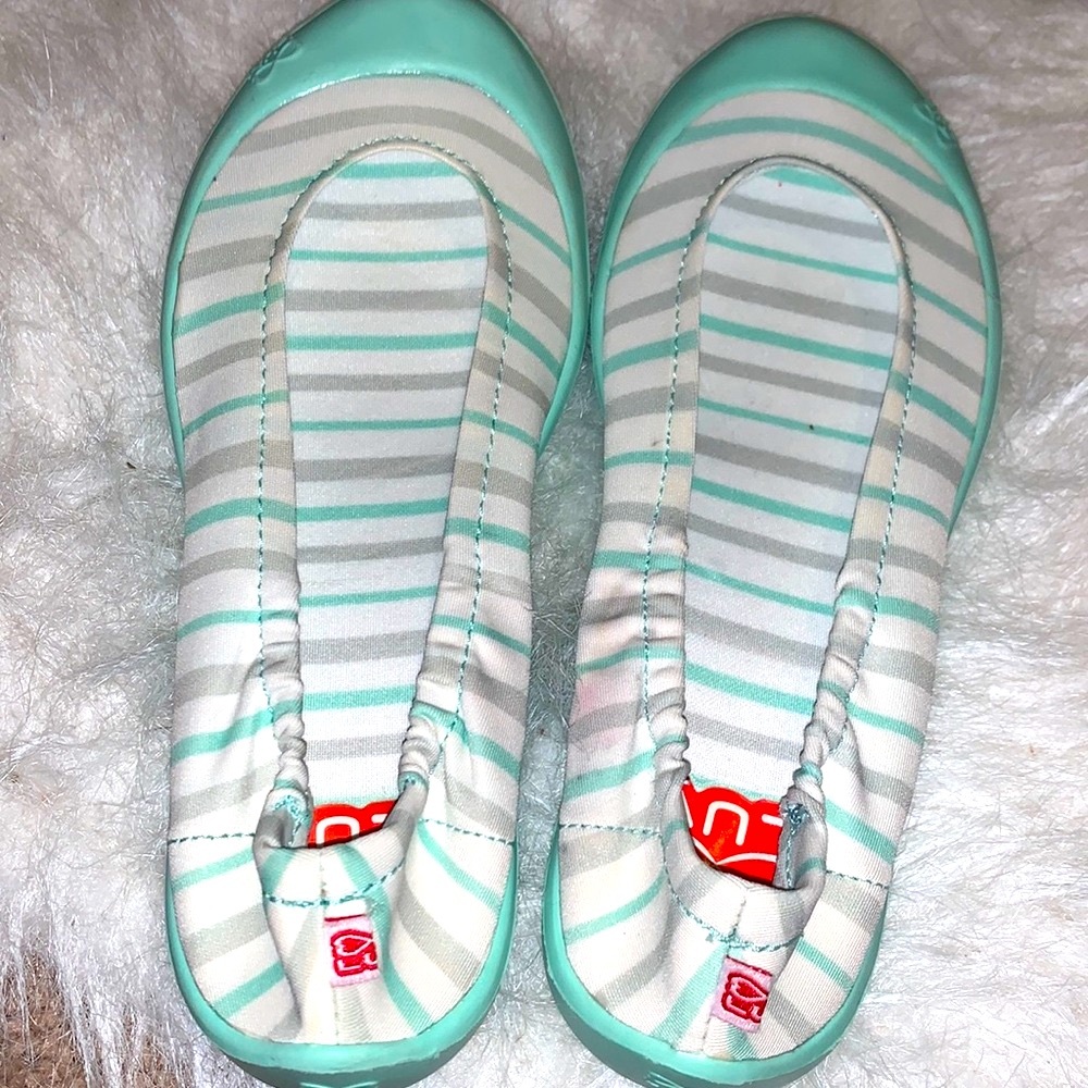 👛 Luv Dream Flats NWT